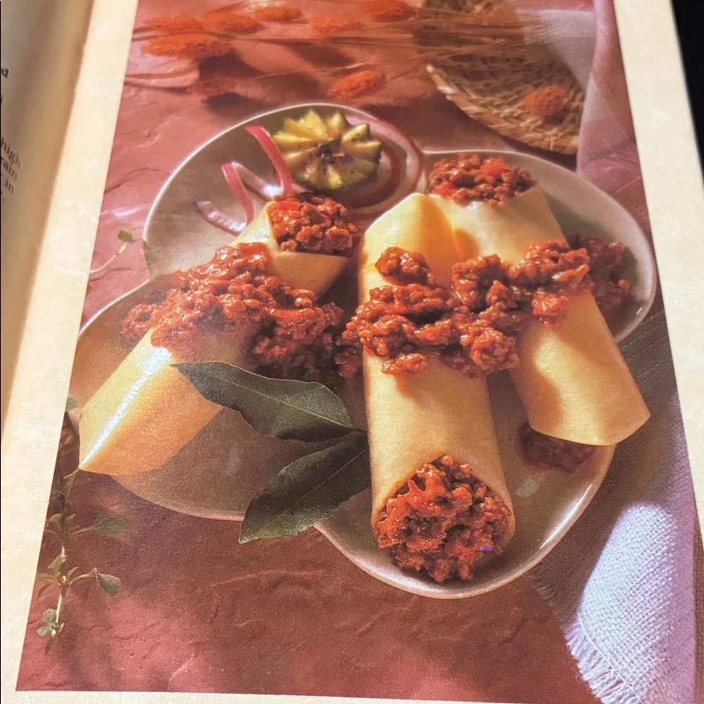Vintage four piece Cookbook magazine Set